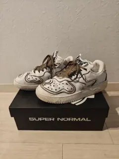 MSCHF SUPER NORMAL ホワイト スニーカー