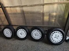 ホワイト　ホイール タイヤ　セット R12　ハイゼットカーゴ　軽バンのサムネイル