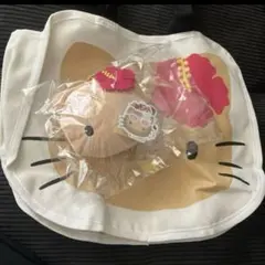 日焼け ハローキティかどデカ顔形トートバッグ❣️ポーチもあり