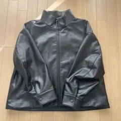 ユニクロ　コーティングオーバーサイズブルゾン