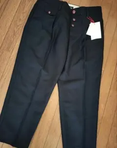 新品 カジュアルパンツ