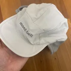 mont-bell リバーシブルフリース耳当てつき帽子 ホワイト/グレー