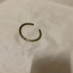 真鍮　ゴールド ツイストデザイン バングル