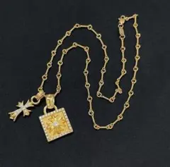 vintage KENZO 花柄ネックレス　セレブリティ　コスプレ 男女兼用 vintage KENZO 花柄ネックレス セレブリティ コスプレ 男女兼用 - メルカリ