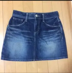 ダメージ加工のデニムスカートのサムネイル