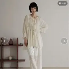 ブラウスのサムネイル