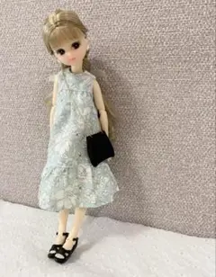 リカちゃん服ドール用 花柄ワンピースのサムネイル
