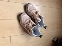 adidas スニーカー ピンク×カーキのサムネイル