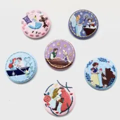 【希少】ディズニー 刺繍 缶バッジ 6種セットプリンセス名シーン