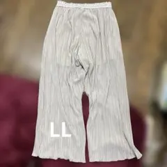 プリーツ　ワイドパンツ ゴムウエスト　LLサイズ