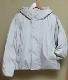 ユニクロU パフテック パーカ XL ライトグレー 未使用に近い
