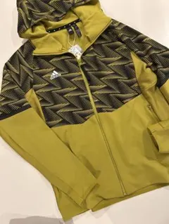 アディダス　adidas ジャケット　パーカー　フーディ　トップス