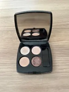週末セール‼️CHANEL LES 4 OMBRES アイシャドウパレット