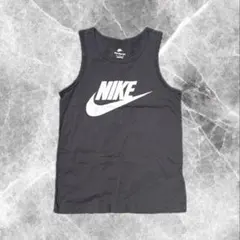 美品　Nike ブラック タンクトップ Sサイズ