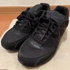 ナイキ　エアマックスコマンド　ブラック