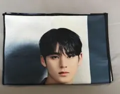 2025年最新】seventeen タオル rightの人気アイテム - メルカリ