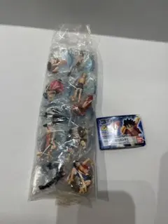 ワンピース　フルカラーR ガシャポン