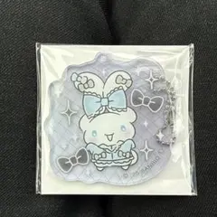 サンリオ　シナモンロール　スウィートカラフルジャージ　ミニアクリルキーホルダー