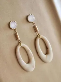 ハンドメイドアクセサリー ピアス イヤリング  大ぶり アンティーク調 高級感