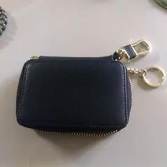 リズディス黒キーケース ゴールド金具