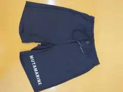 MUTAMARINE 黒 ショートパンツのサムネイル