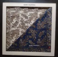 Valentino ブランド　ハンカチ　２組計４枚　新品未開封　男性にも女性にも