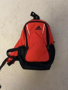 adidas スリングバッグ レッド ブラック