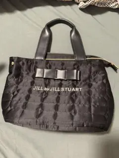 JILL by JILLSTUART キルティング ミニ トートバッグ ブラックのサムネイル