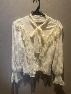 nice claup ボウタイレースブラウス