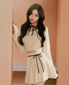 ダーリッチ　ウエストオープンリボンデザインニットミニワンピース