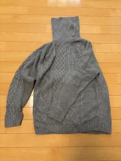 ブラウニー　グレー ケーブルニット タートルネックセーター　L