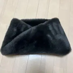 ユナイテッドアローズのスヌードになります。