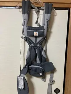 Ergobaby 抱っこ紐 グレー メッシュ　オムニ360のサムネイル