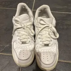 NIKE AIR FORCE 1 ホワイト スニーカー