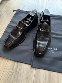 Item thumbnail for item 16027620-26cf-4172-a5d6-8e37b6fa46b9