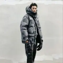 最安値kaws North FaceコラボヒマラヤンマウンテンダウンジャケットM
