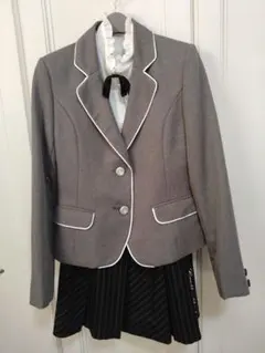 卒業式、発表会　フォーマル服　ジャケット スカートブラウス3点