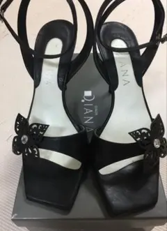 DIANA ダイアナ フラワーモチーフ ストラップサンダル ブラック 美品