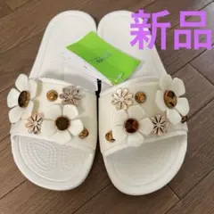 【新品】クロックス スローン シャワーサンダル ホワイト系 23cmのサムネイル