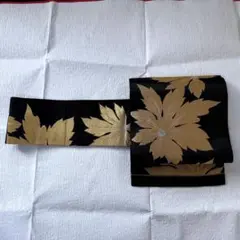 名古屋帯　六通　花柄　黒地　金　豪華　リメイク