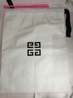 【新品未使用】GIVENCHY 巾着袋保存袋 37×29