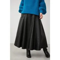 AZUL ステッチデザインレザースカート