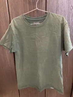 Champion は深緑 Tシャツ M