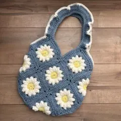 花柄　グラニースクエアバッグ　かぎ針編み