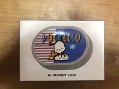 3coins スリーコインズ　サンリオコラボ　アルミ小物入れ ポチャッコ