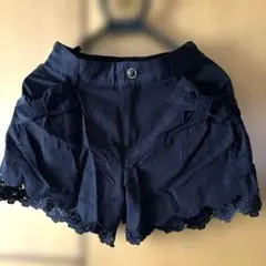axes femmeポケット リボン付き　黒のレース裾ショートパンツ