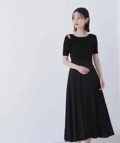【美品】ナチュラルビューティーベーシック＊カットアウトニットドッキングワンピース