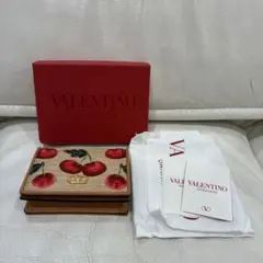 VALENTINO ヴァレンティノ　チェリフィック　チェリー　財布　ウォレットのサムネイル