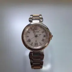 moko様専用美品❣️xC H240 ハッピーフライト白文字盤 電波ソーラー