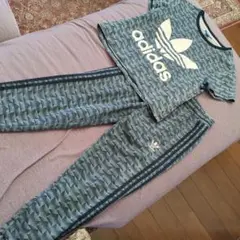 adidas originals セットアップ Tシャツ パンツ
